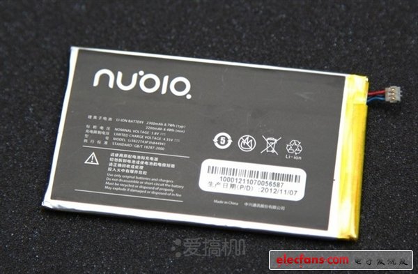 真值3456？拆开nubia Z5一探究竟